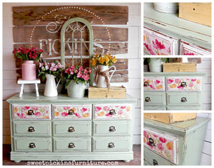 Pantry Door - Sweet Pickins Milk Paint